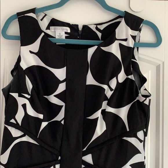 Black and white dress - Picture 2 of 5